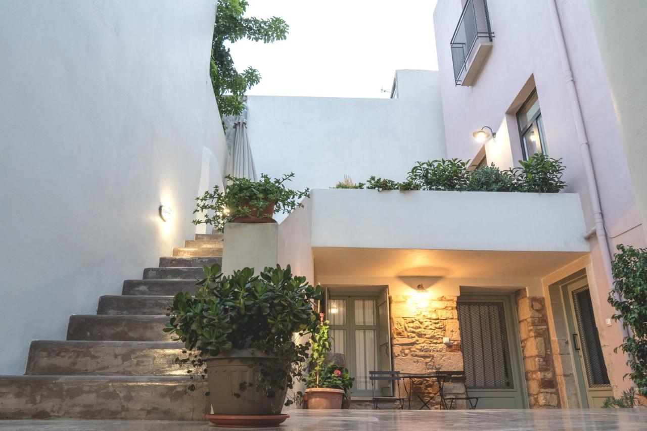 Апартаменты Quattro Domus 4-Historical Townhouse Ираклион Экстерьер фото